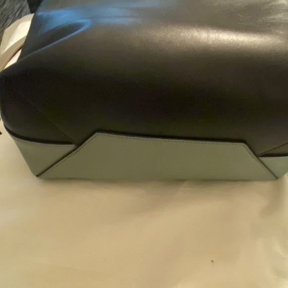 CELINE TWISTED CABAS - Picture 3 of 14